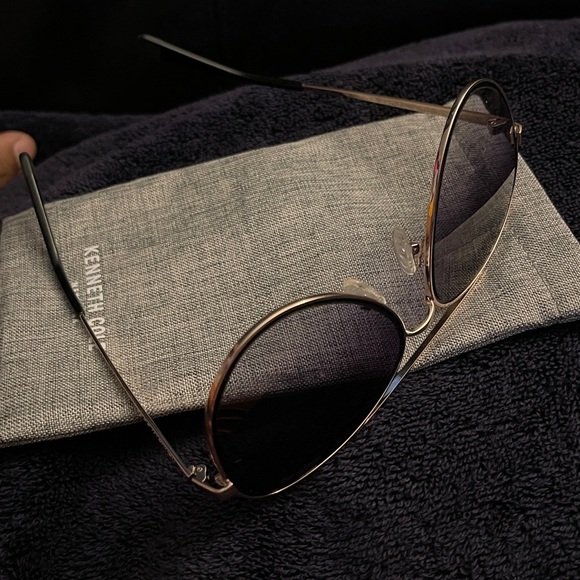 Kenneth Cole Unisex Gold Metal Aviator Sunglasses KC00023 32B NEW main image 13